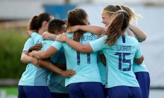 九游体育网页版入口-丹麦女足队在最近的比赛中踢出好成绩