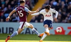 九游体育中国官网-热刺遭遇连败，主帅面临质疑