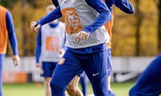 九游体育app下载-荷兰队在欧预赛中表现出色引起关注