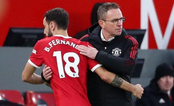 关于沃特福德欲胜曼联，双方近期表现对比的信息